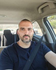מאור מנחם